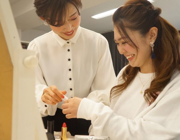 春メイク2018メイクポーチのコスメ使いこなし術!開催