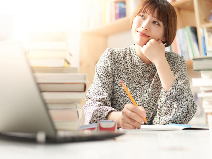 ネイリスト 独学 何級から働ける